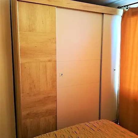 For Rent - Center - 78 Appartement *
