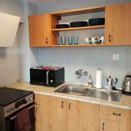 For Rent - Center - 78 *